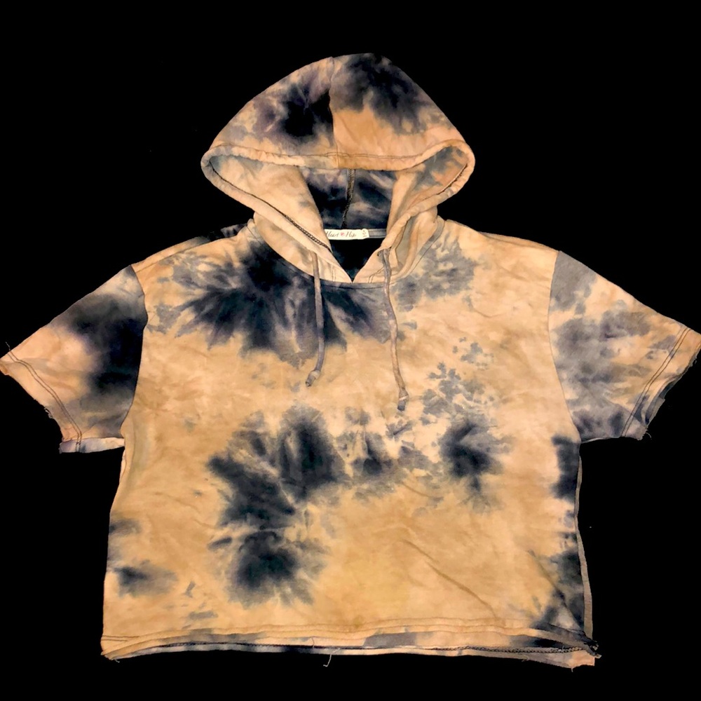 Tie-Dye Crop Hoodie 🤎